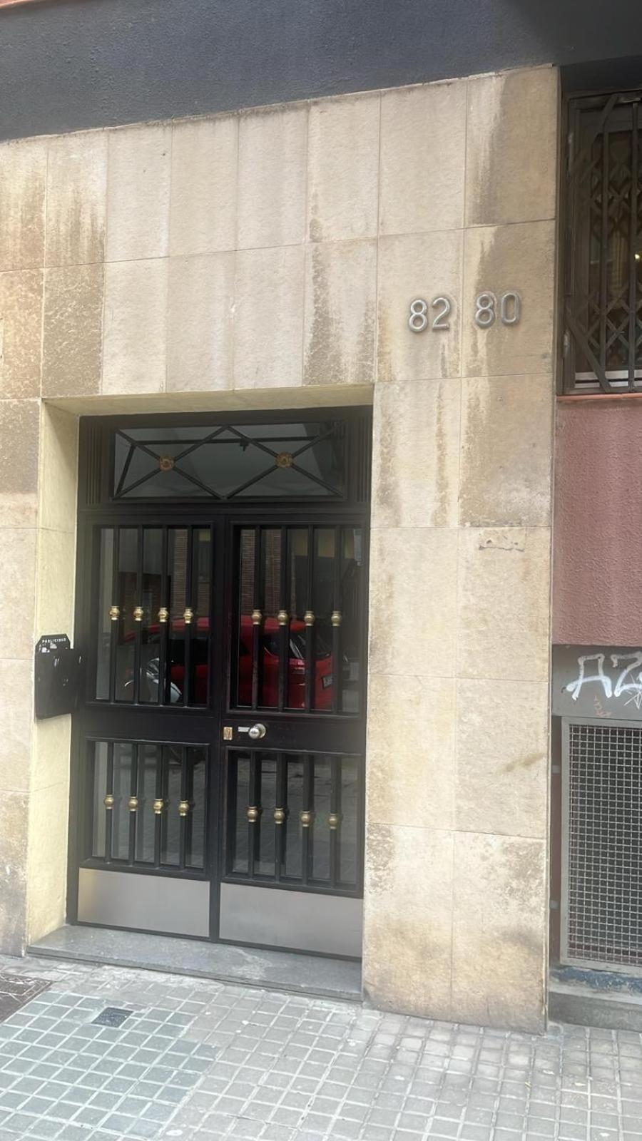 Apartamento tranquilo cerca de la Sagrada Familia Barcelona Exterior foto